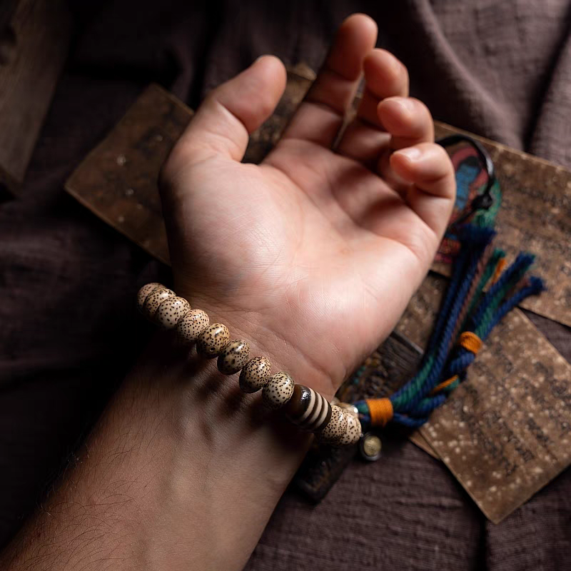 Bodhi Seed Mala with Jambhala Pendant