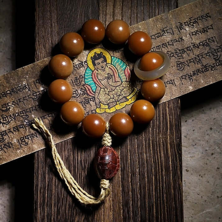 Dark Focusing the mind Wrist Mala - Bodhi Root Turtle